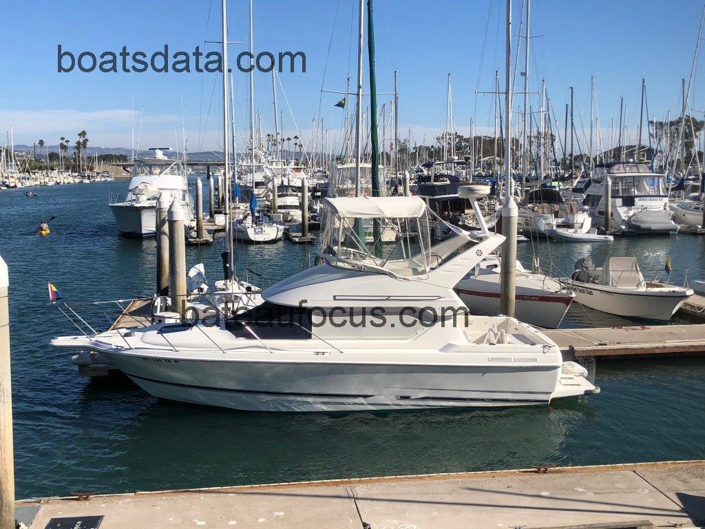Bayliner 2858 Ciera Command Bridge avis et fiche technique