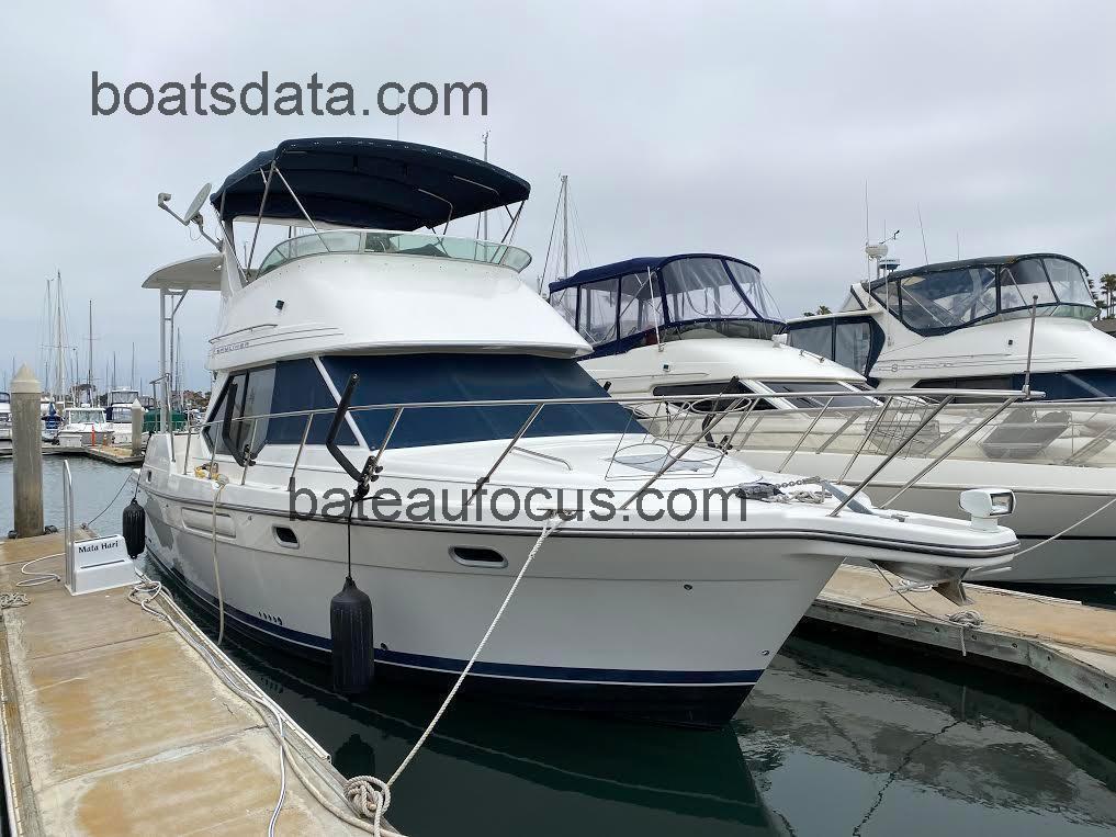 Bayliner 4087 avis et fiche technique