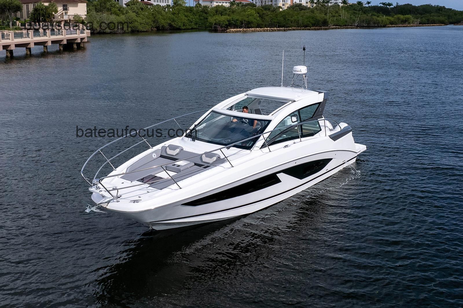 Beneteau GRAN TURISMO avis et fiche technique 