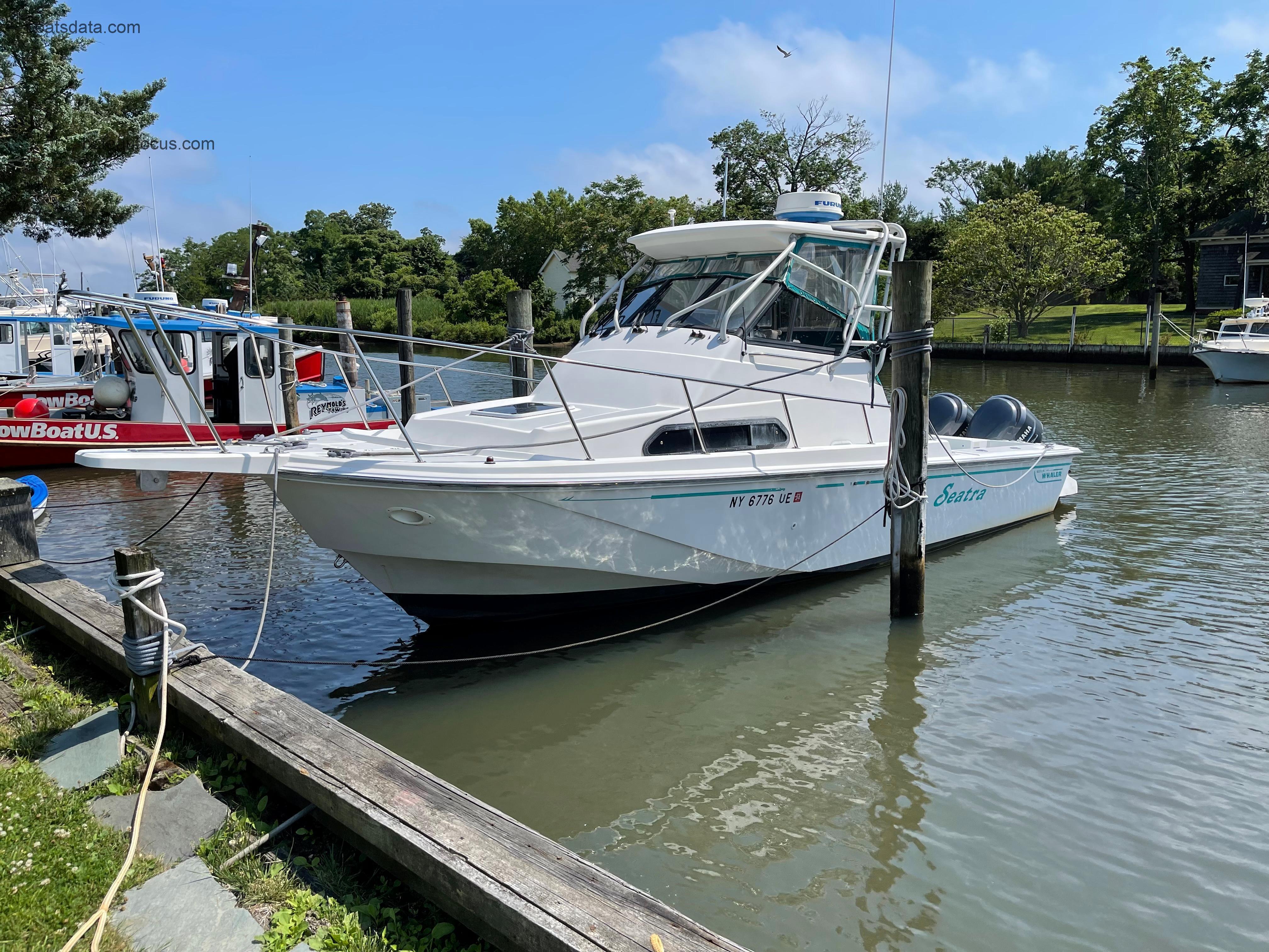 Boston Whaler 27 Walkaround avis et fiche technique