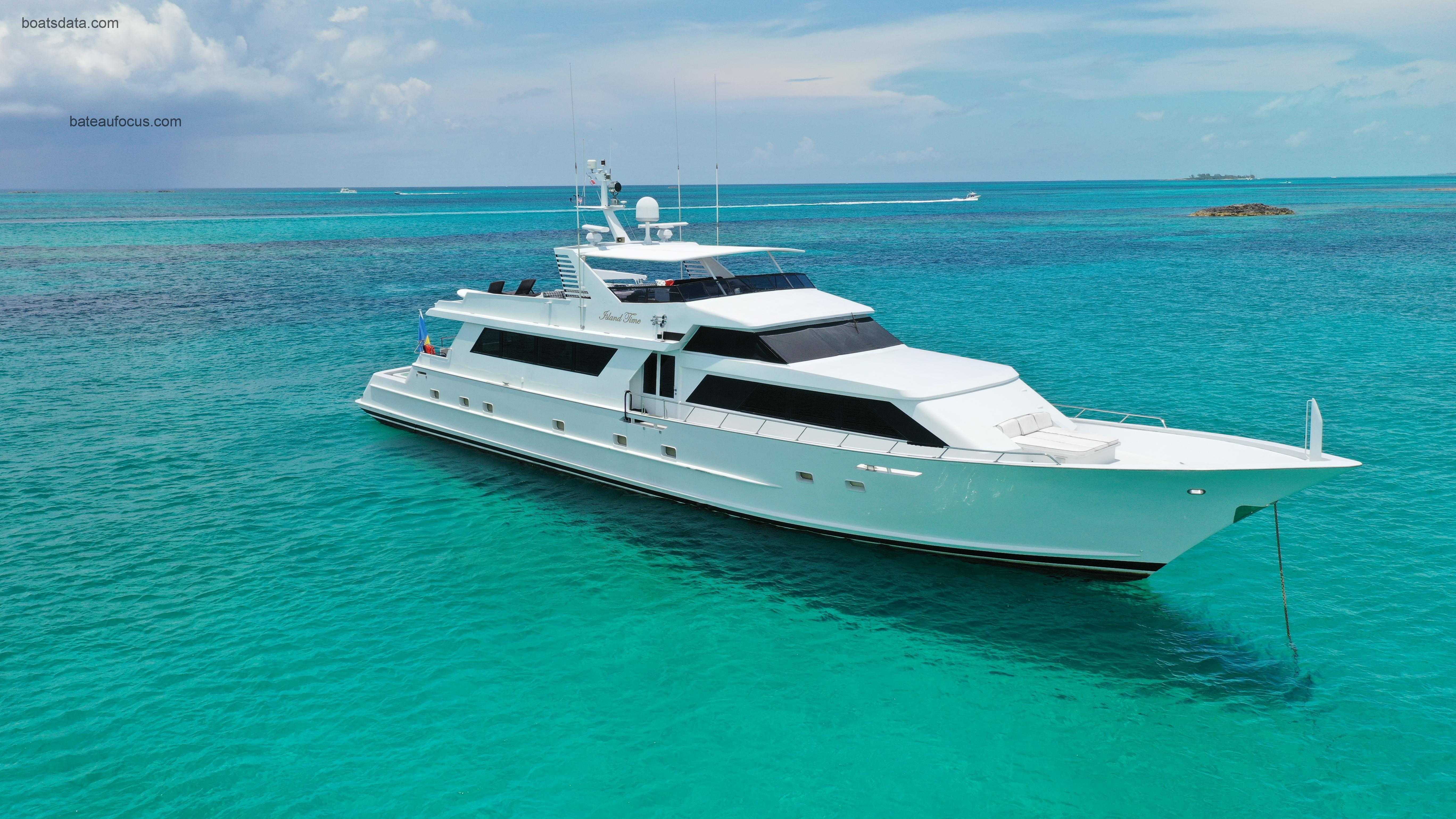 Broward Motor Yacht avis et fiche technique 