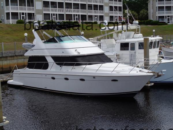 Carver 450 Voyager Pilothouse fiche technique et avis