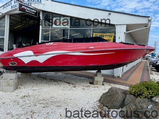 Crownline 225 LPX fiche technique et avis